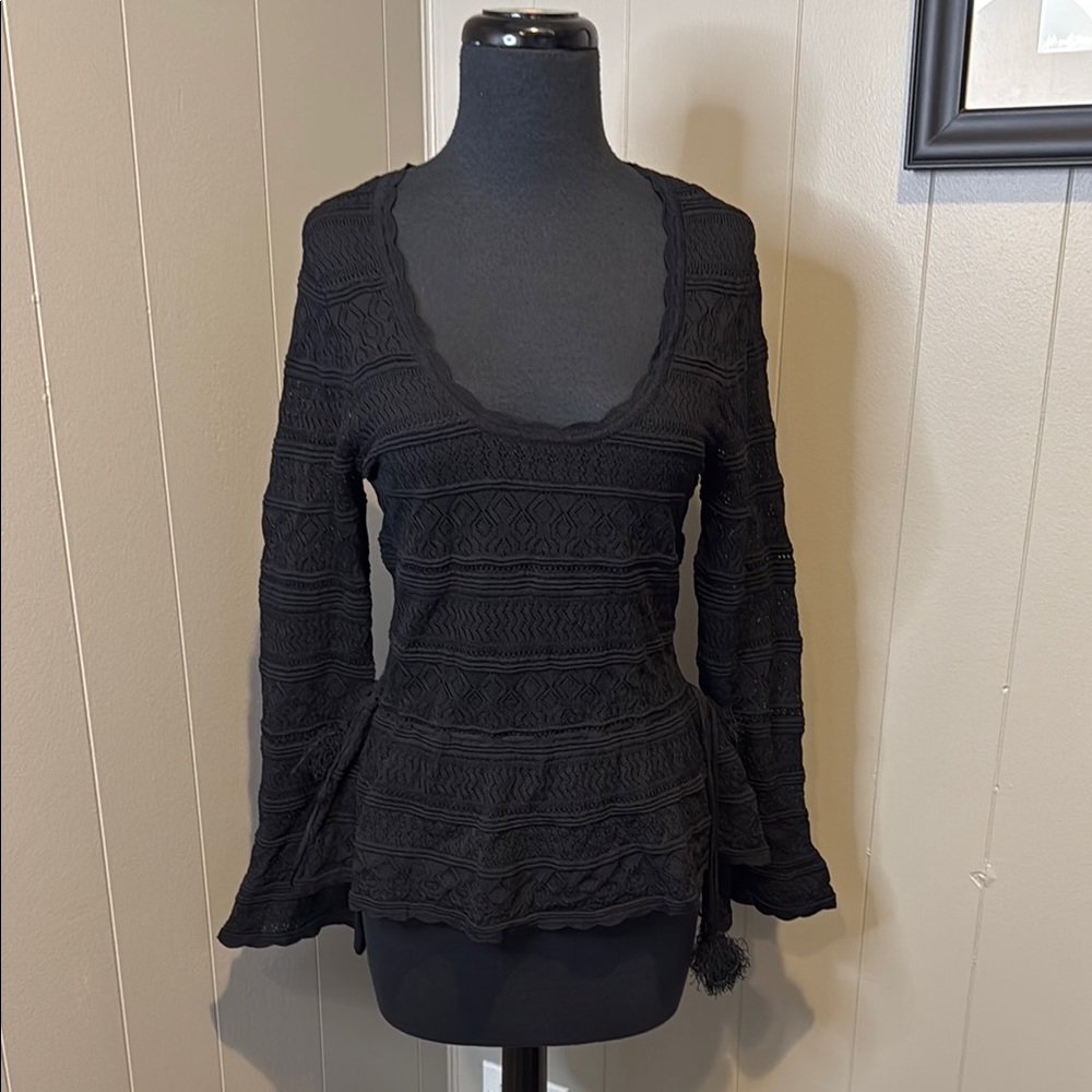B4 VENUS Women’s Medium Elegant Black Textured Blouse